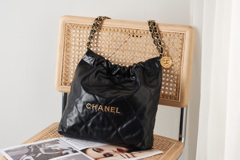 Ch**el hobo 22 bags